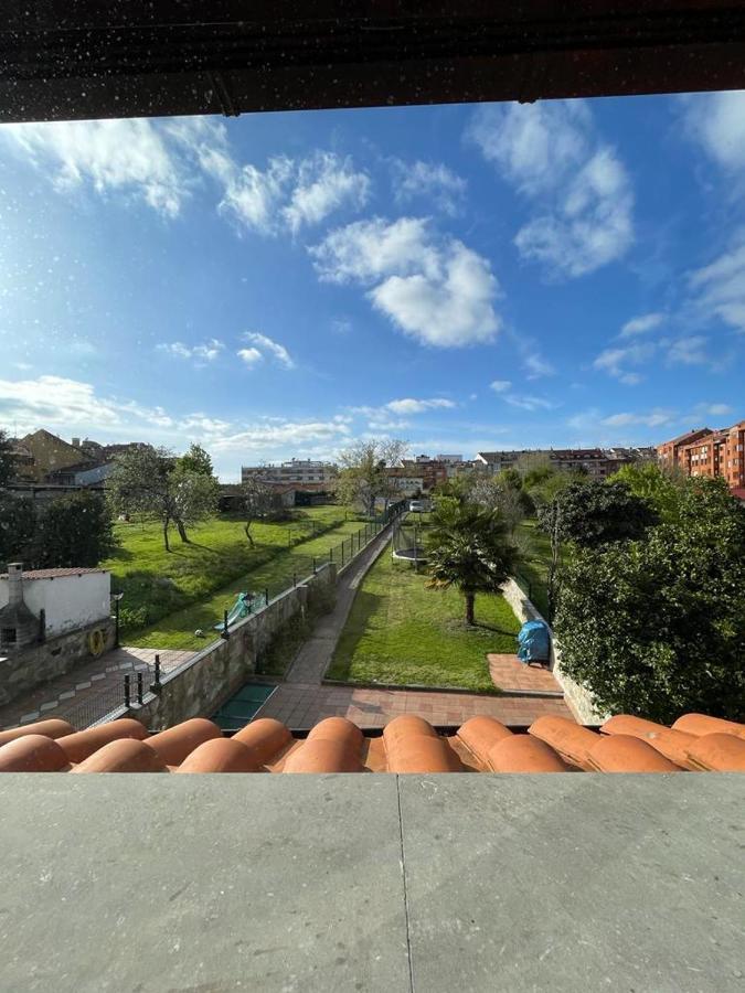 阿维莱斯La Santina Y Su Balcon公寓 外观 照片