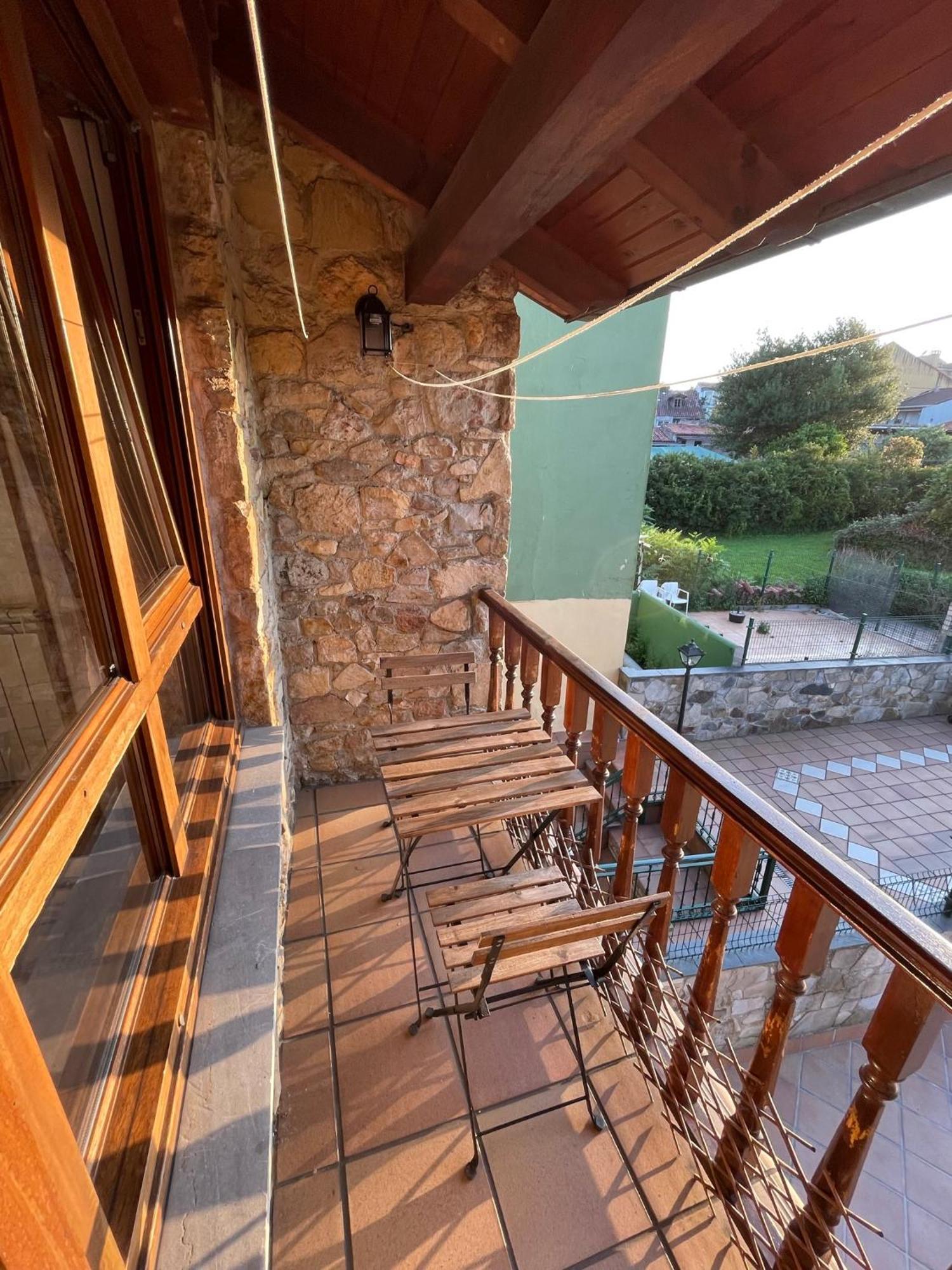 阿维莱斯La Santina Y Su Balcon公寓 外观 照片